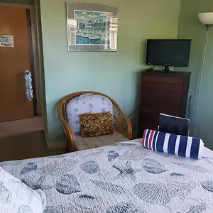  Homestay The Hale Critter Refuge United States